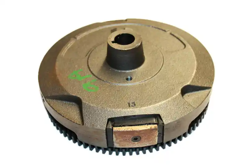 While Supplies Last BS-693557 - 693557 Ring Gear Flywheel for vertical 21, 28, & 31 series engines, cast iron Briggs & Stratton Engine Parts (BS-693557)